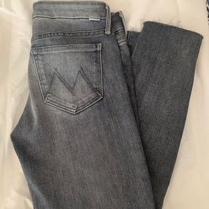 Mother Denim Looker Ankle Fray